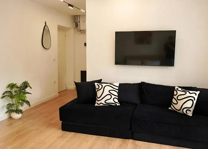 Center 1, Apartment *