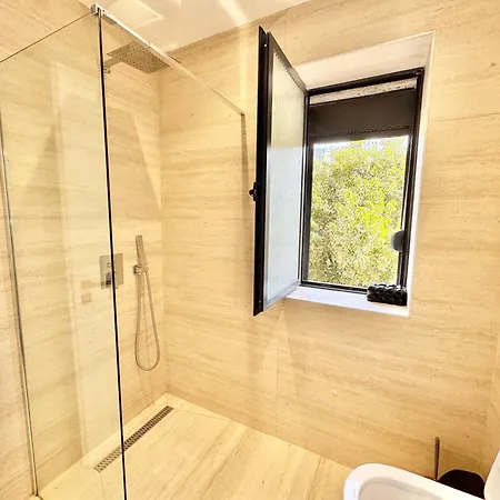 Mery Center 4 By Superhost * Tirana